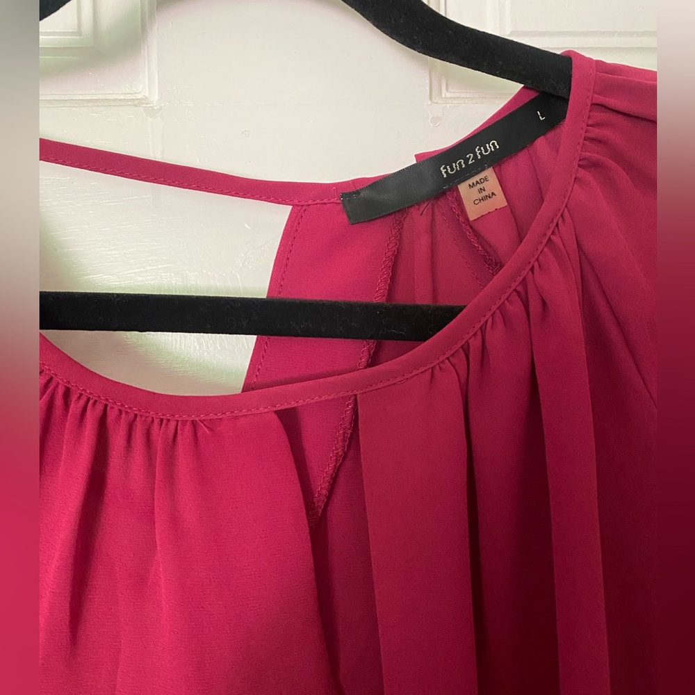 Pink blouse - Picture 2 of 3